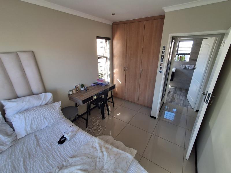 4 Bedroom Property for Sale in Bassonia Gauteng