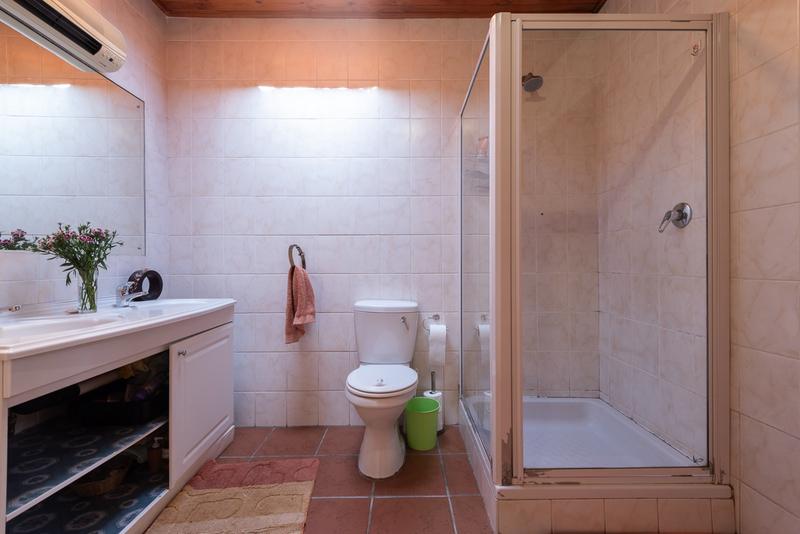 4 Bedroom Property for Sale in Mondeor Gauteng