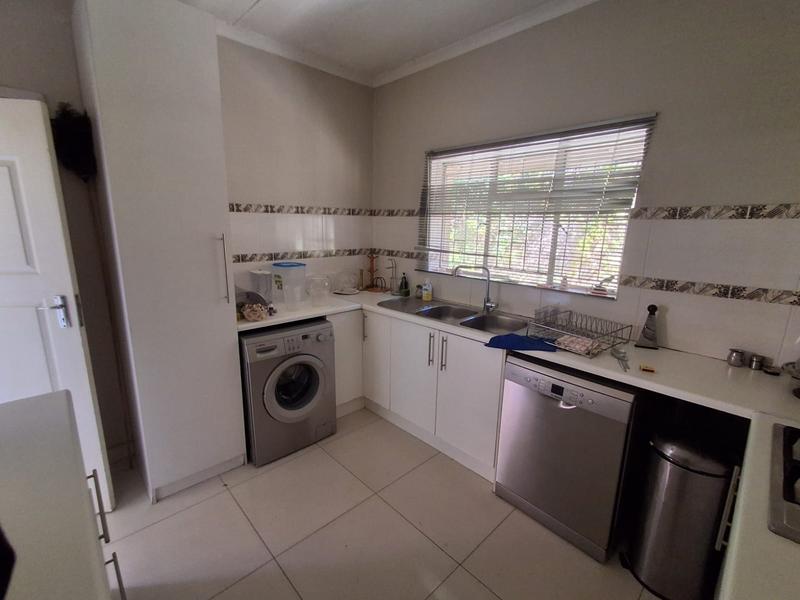3 Bedroom Property for Sale in Mondeor Gauteng