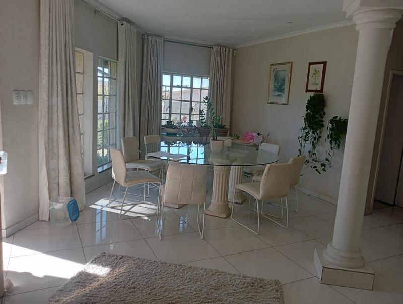 3 Bedroom Property for Sale in Mondeor Gauteng