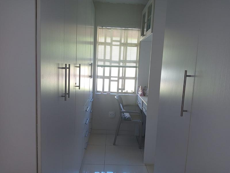 3 Bedroom Property for Sale in Mondeor Gauteng