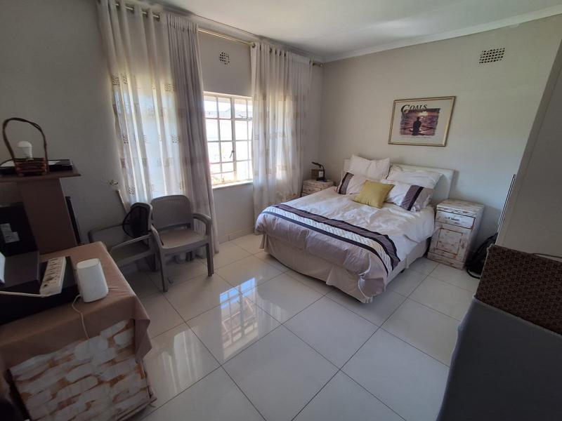 3 Bedroom Property for Sale in Mondeor Gauteng
