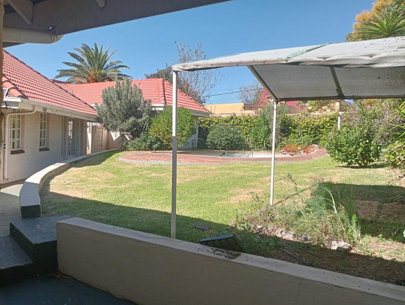 3 Bedroom Property for Sale in Mondeor Gauteng