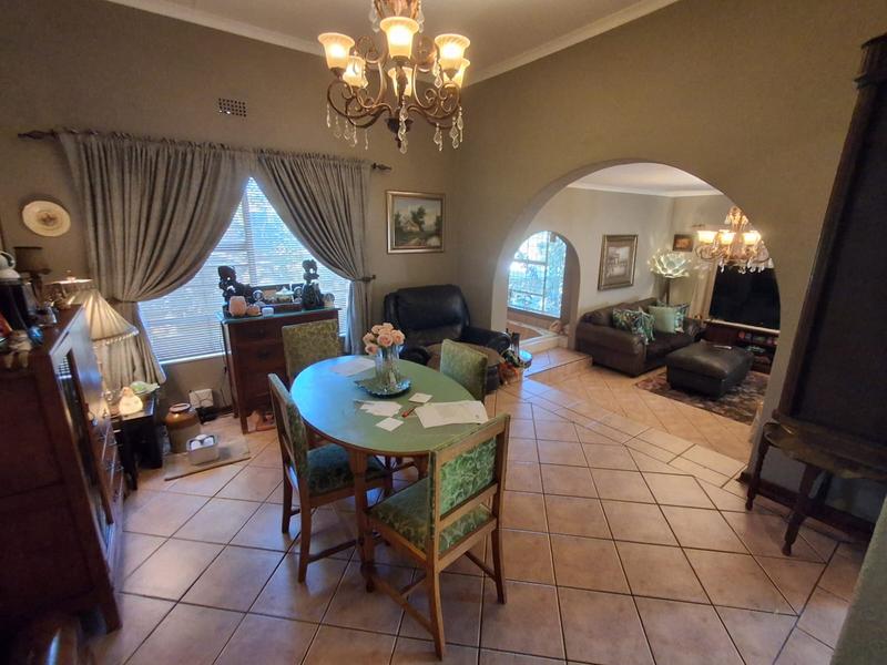 3 Bedroom Property for Sale in Mulbarton Gauteng