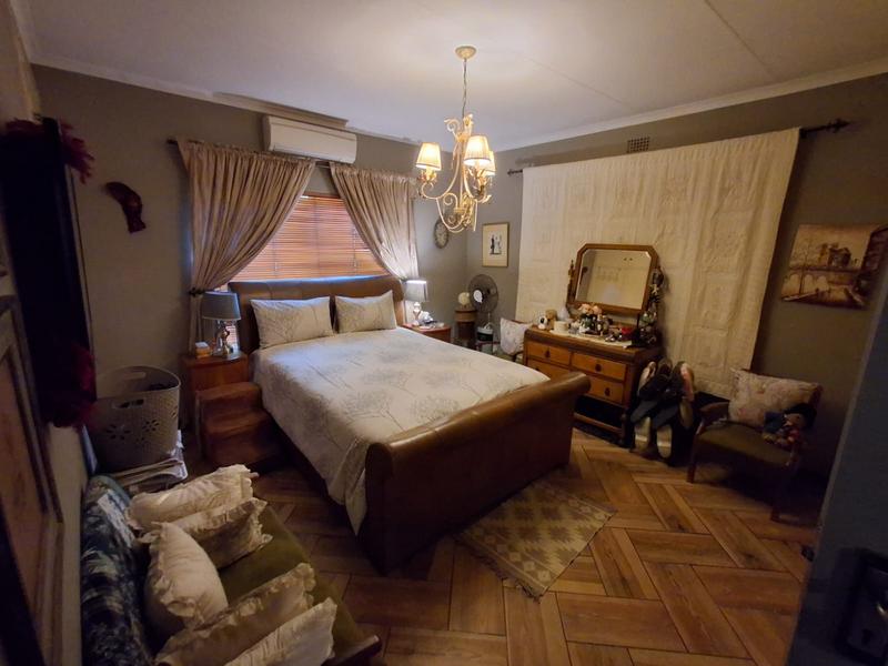 3 Bedroom Property for Sale in Mulbarton Gauteng