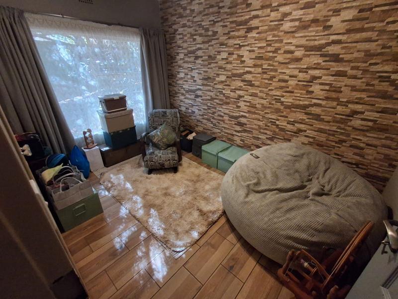 3 Bedroom Property for Sale in Mulbarton Gauteng