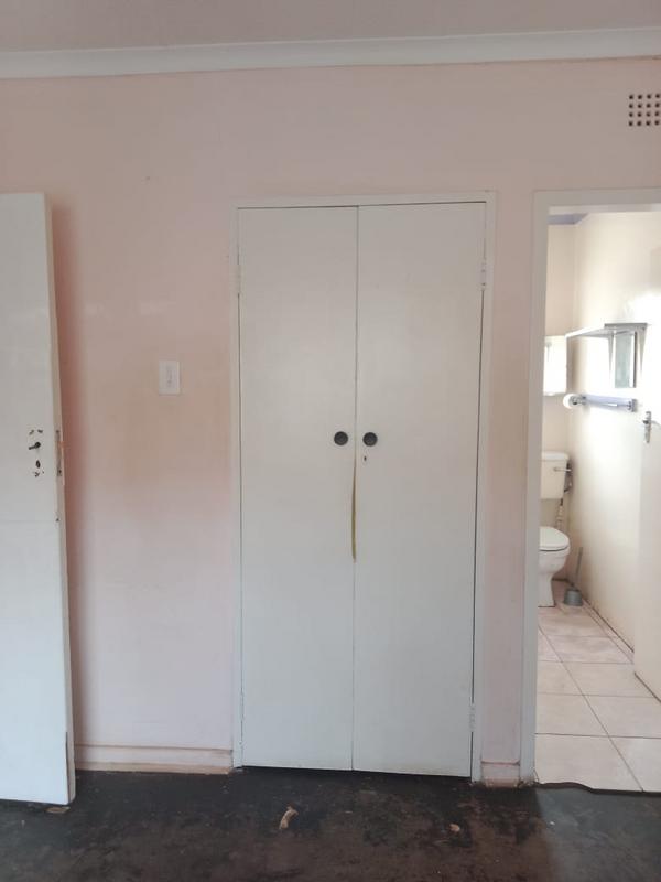 1 Bedroom Property for Sale in Vrededorp Gauteng