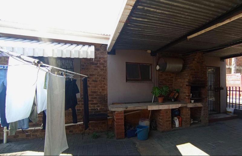 5 Bedroom Property for Sale in Pretoria West Gauteng