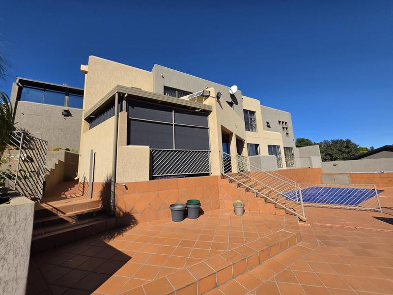 4 Bedroom Property for Sale in Bassonia Gauteng