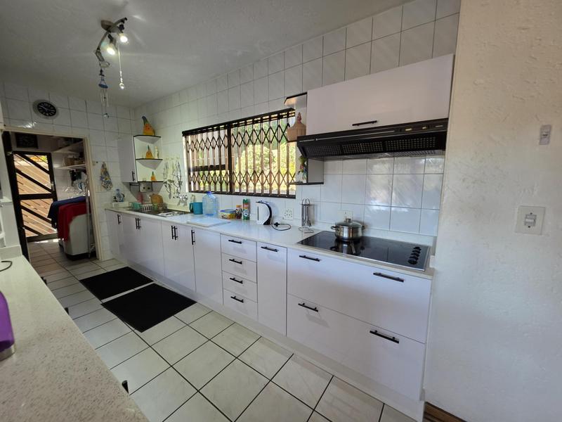 4 Bedroom Property for Sale in Bassonia Gauteng