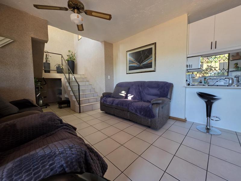 4 Bedroom Property for Sale in Bassonia Gauteng