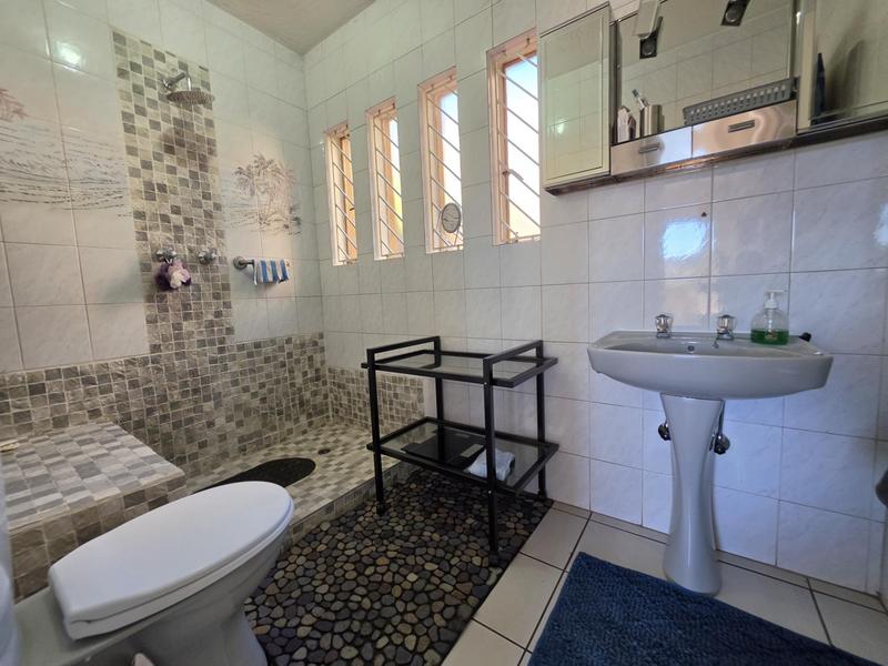 4 Bedroom Property for Sale in Bassonia Gauteng