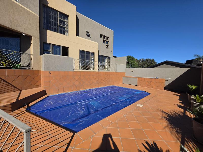 4 Bedroom Property for Sale in Bassonia Gauteng