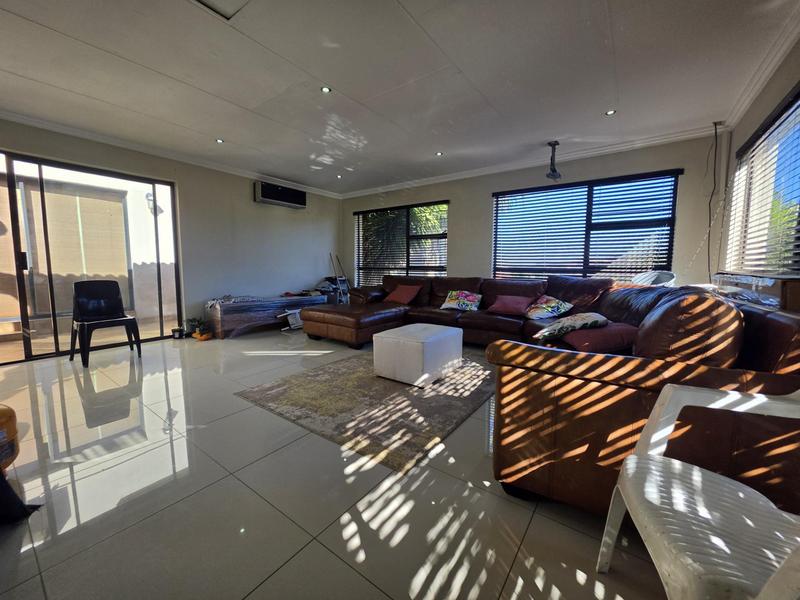 4 Bedroom Property for Sale in Bassonia Rock Gauteng