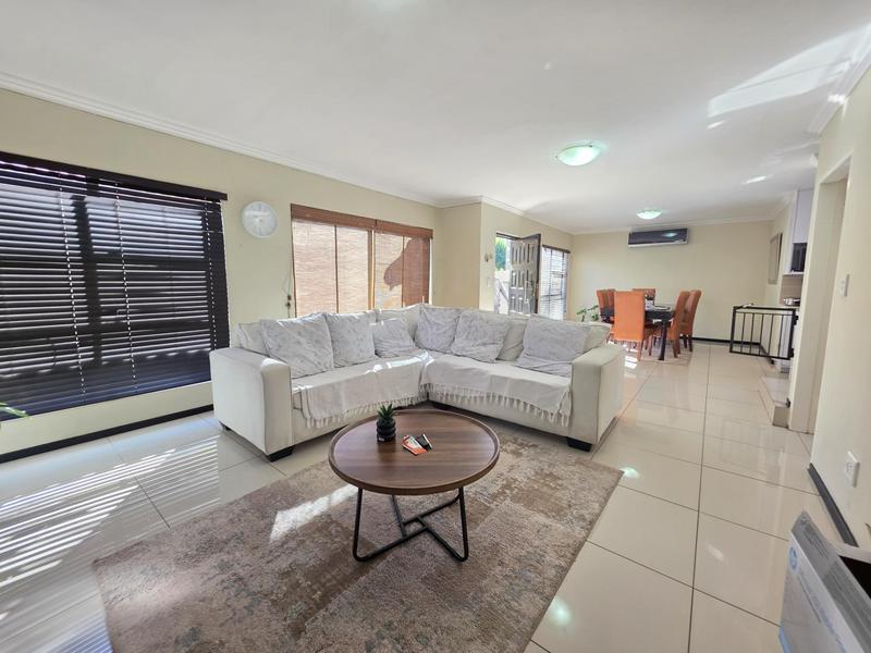 4 Bedroom Property for Sale in Bassonia Rock Gauteng