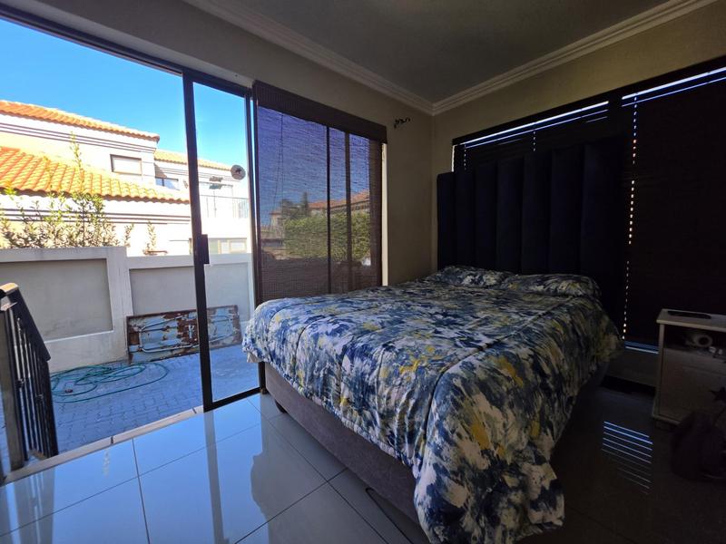4 Bedroom Property for Sale in Bassonia Rock Gauteng