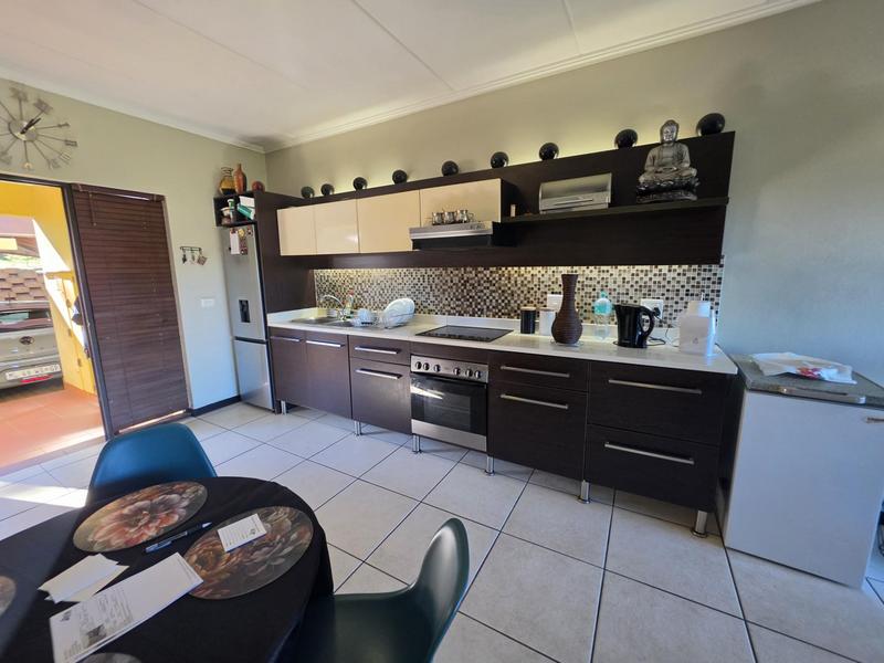 2 Bedroom Property for Sale in Glenvista Gauteng