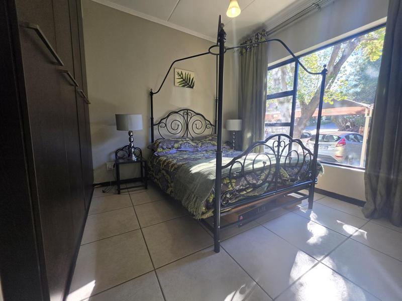 2 Bedroom Property for Sale in Glenvista Gauteng