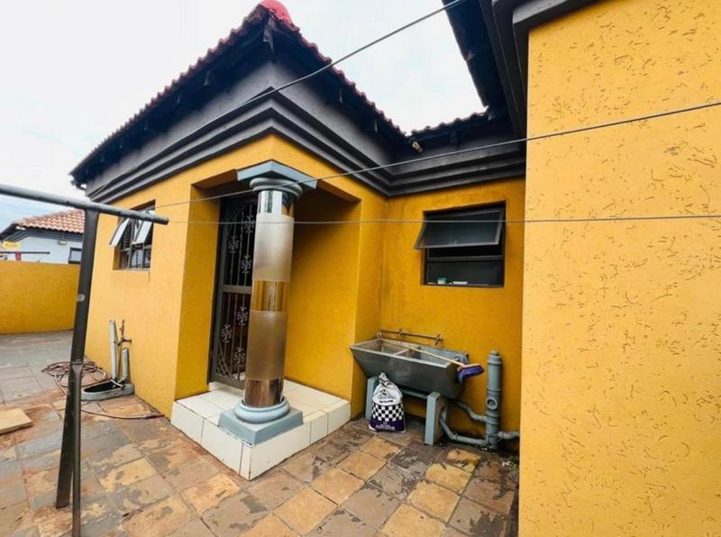3 Bedroom Property for Sale in The Orchards Gauteng