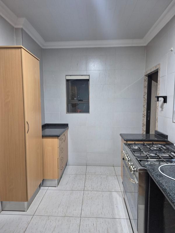 To Let 3 Bedroom Property for Rent in Eldoglen Gauteng