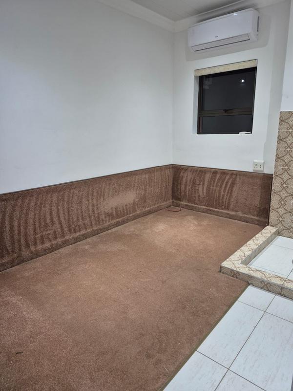 To Let 3 Bedroom Property for Rent in Eldoglen Gauteng