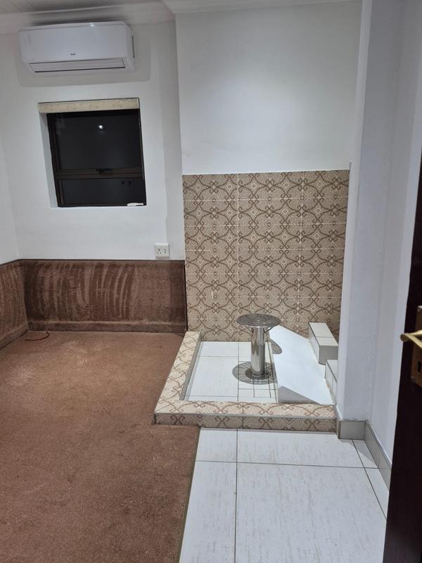To Let 3 Bedroom Property for Rent in Eldoglen Gauteng