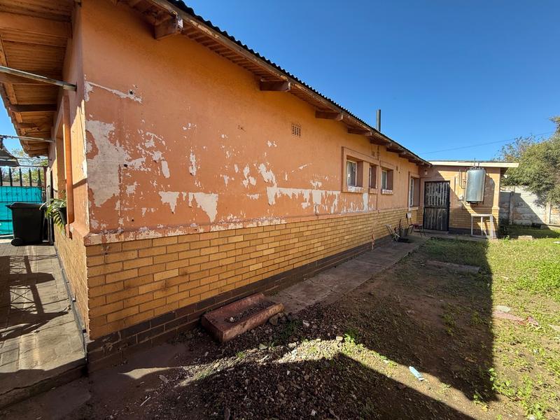 3 Bedroom Property for Sale in Vanderbijlpark CW 5 Gauteng