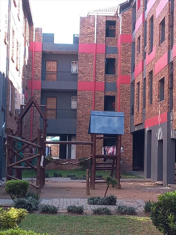 1 Bedroom Property for Sale in Ravenswood Gauteng