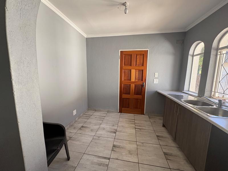 5 Bedroom Property for Sale in President Park Gauteng