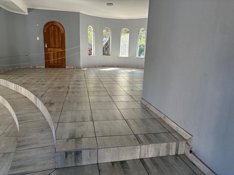 5 Bedroom Property for Sale in President Park Gauteng