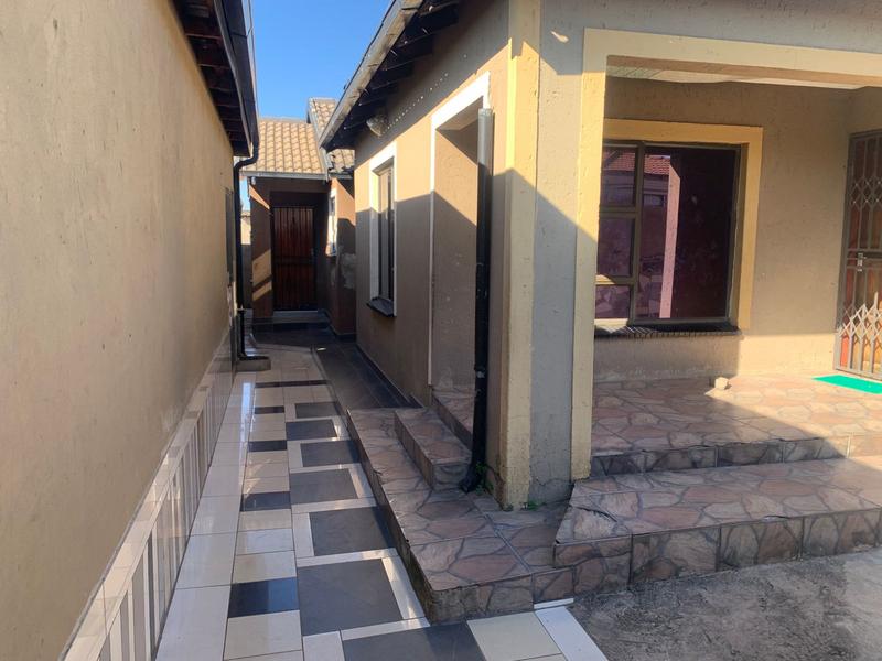3 Bedroom Property for Sale in Kaalfontein Gauteng