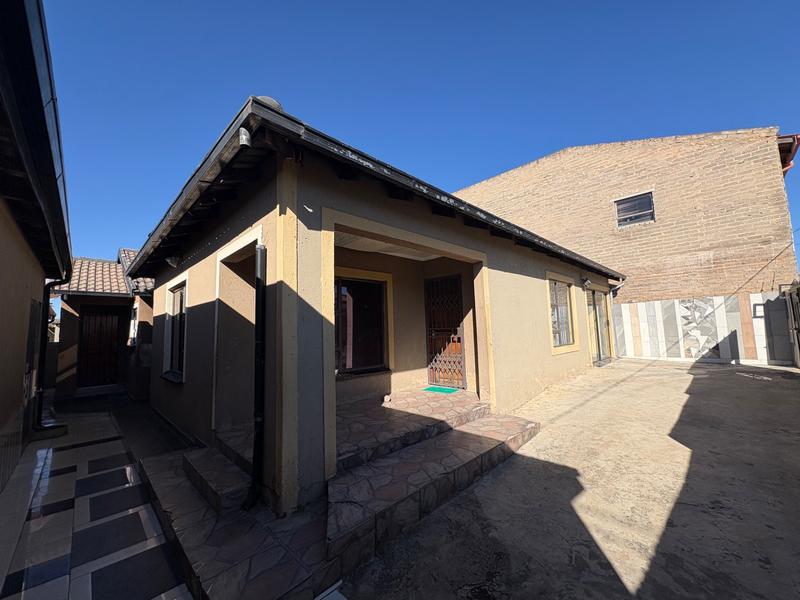 3 Bedroom Property for Sale in Kaalfontein Gauteng