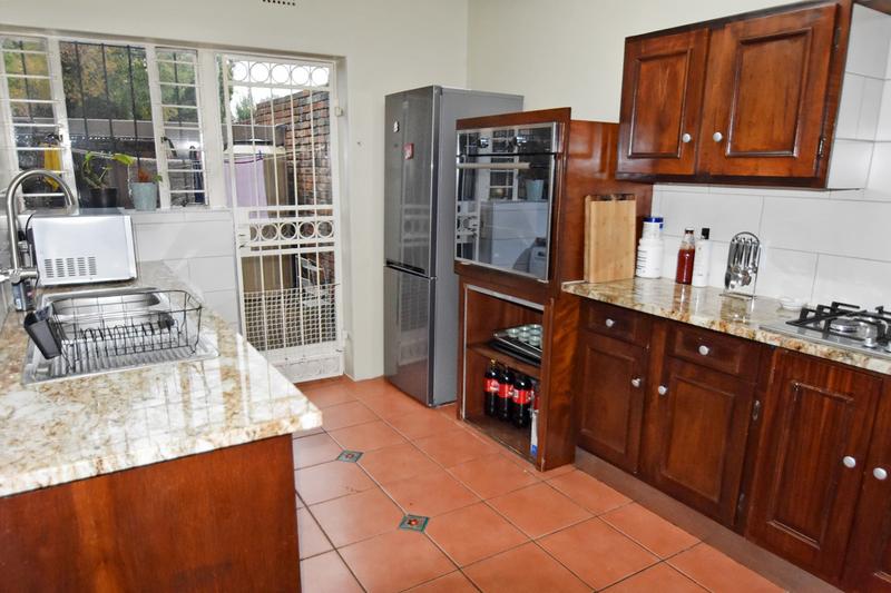 To Let 3 Bedroom Property for Rent in Sandown Gauteng