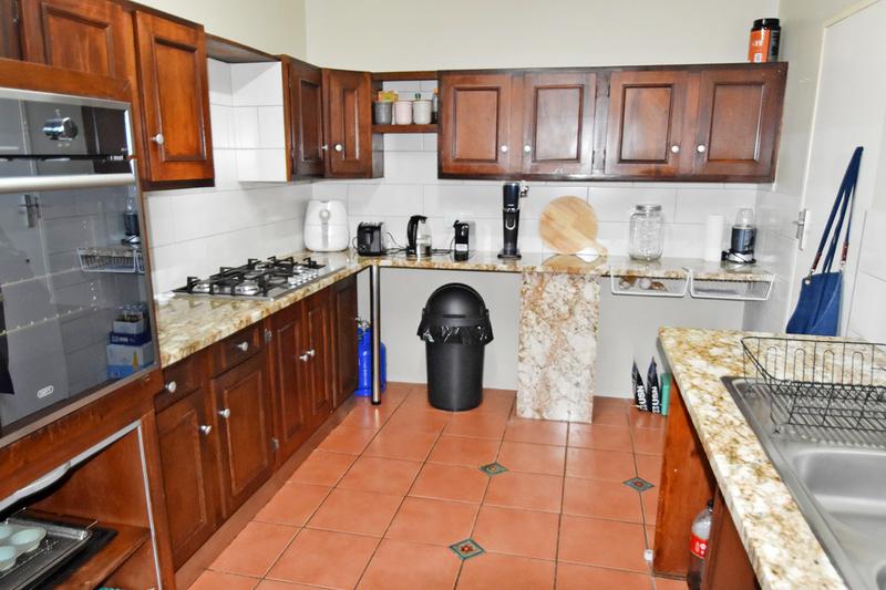To Let 3 Bedroom Property for Rent in Sandown Gauteng