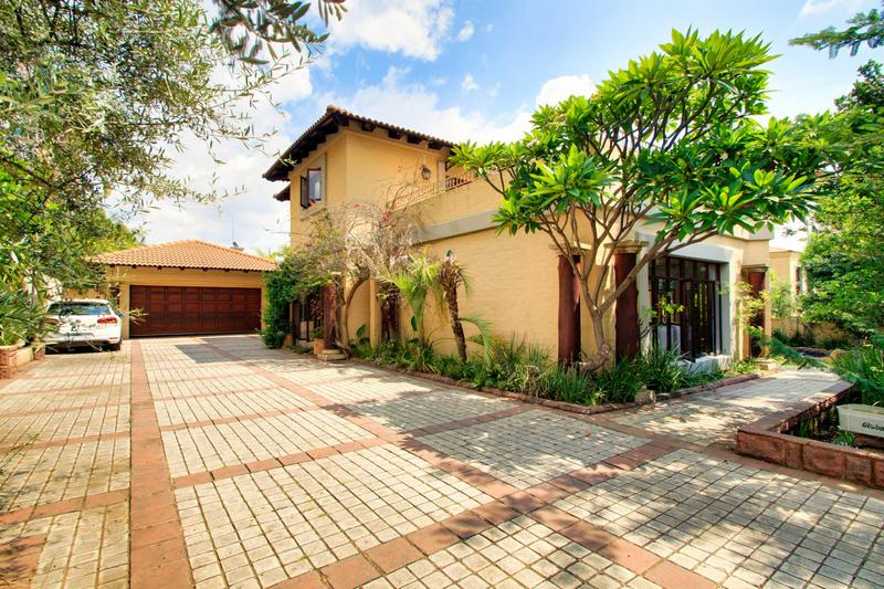 To Let 5 Bedroom Property for Rent in Dainfern Golf Estate Gauteng