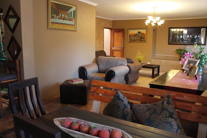 3 Bedroom Property for Sale in Edenvale Central Gauteng