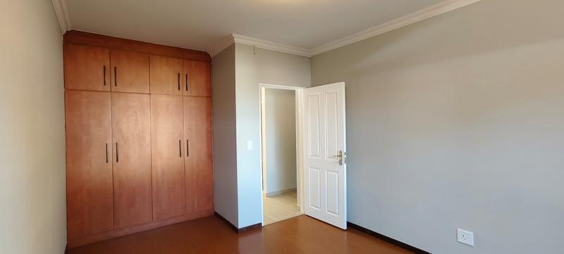 To Let 3 Bedroom Property for Rent in Farrarmere Gauteng