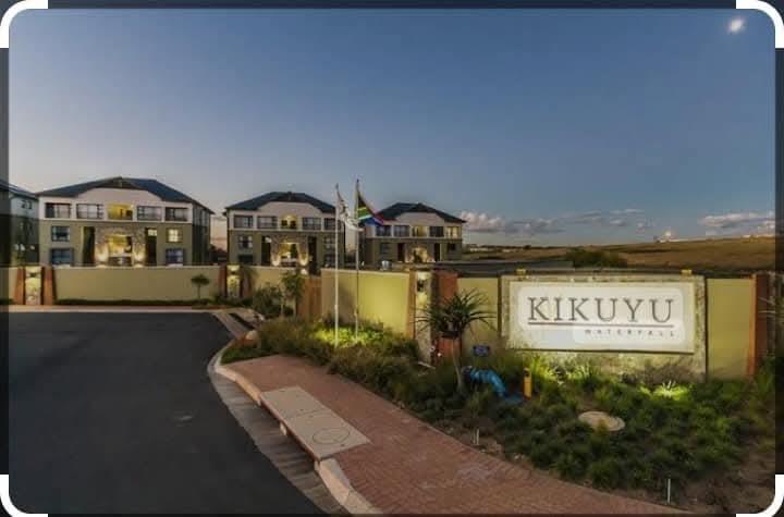 3 Bedroom Property for Sale in Waterfall Gauteng