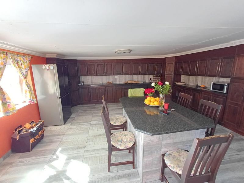 4 Bedroom Property for Sale in Helderstrome AH Gauteng