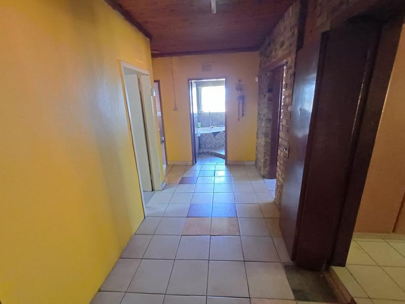 4 Bedroom Property for Sale in Helderstrome AH Gauteng