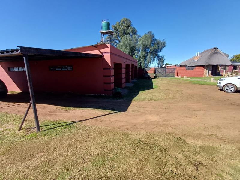 4 Bedroom Property for Sale in Helderstrome AH Gauteng