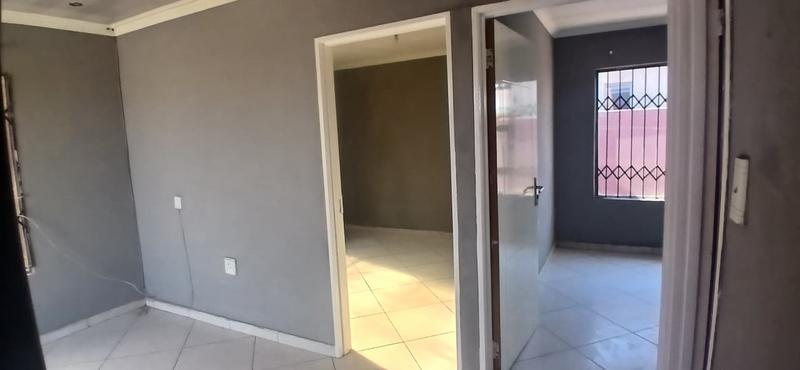 2 Bedroom Property for Sale in Riverlea Gauteng