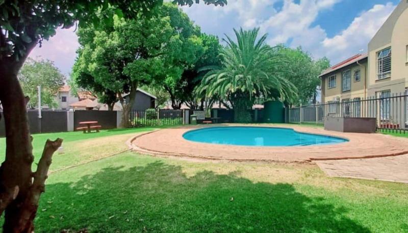 3 Bedroom Property for Sale in Verwoerdpark Gauteng