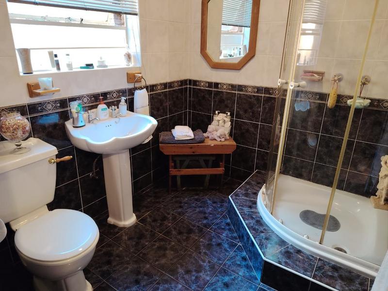 4 Bedroom Property for Sale in Mulbarton Gauteng