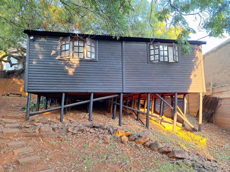 4 Bedroom Property for Sale in Mulbarton Gauteng