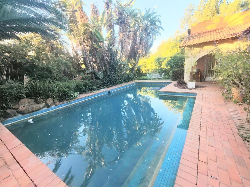 4 Bedroom Property for Sale in Glen Austin Gauteng