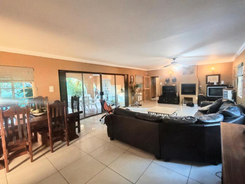 4 Bedroom Property for Sale in Glen Austin Gauteng