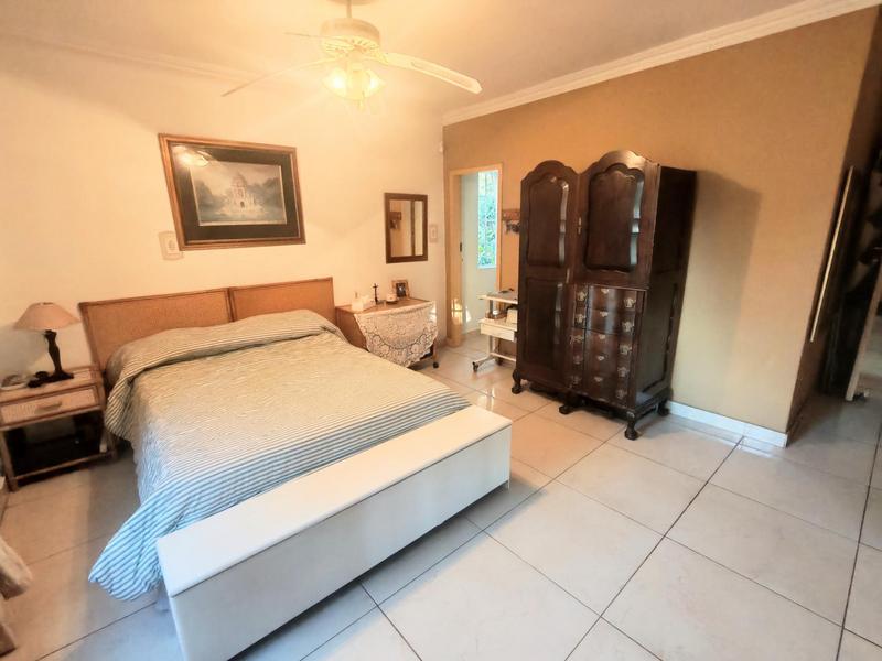 4 Bedroom Property for Sale in Glen Austin Gauteng