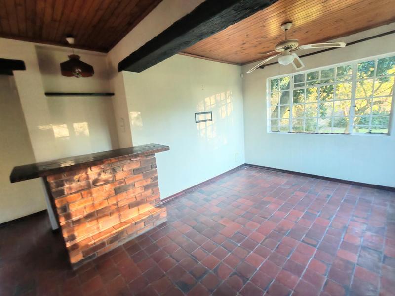 4 Bedroom Property for Sale in Glen Austin Gauteng