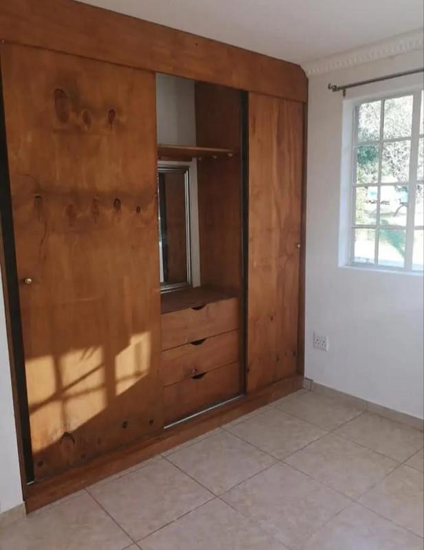 4 Bedroom Property for Sale in Glen Austin Gauteng